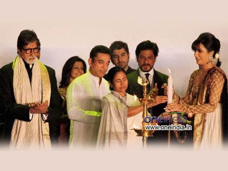 Pics: अमिताभ, जया, शाहरुख ने किया कोलकाता फिल्मोत्सव का उद्घाटन