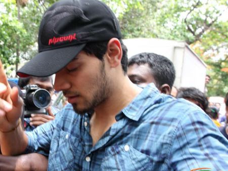 अगर बेकसूर तो जिया की फोरेंसिक रिपोर्ट पर क्यों चुप हैं पंचोली?