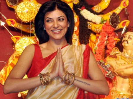 38 की हुईं ब्रह्मांड सुंदरी सु्ष्मिता सेन, दीजिये शुभकामनाएं..
