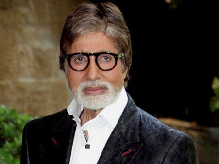 जवानी के दिनों की फिर से याद कर रहे हैं बिग बी