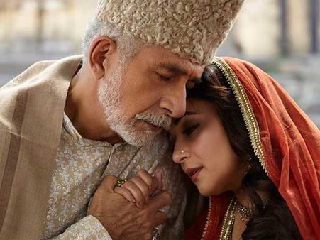 माधुरी-नसीरुद्दीन के इंटिमेट सीन्स डेढ़ इश्किया की जान!