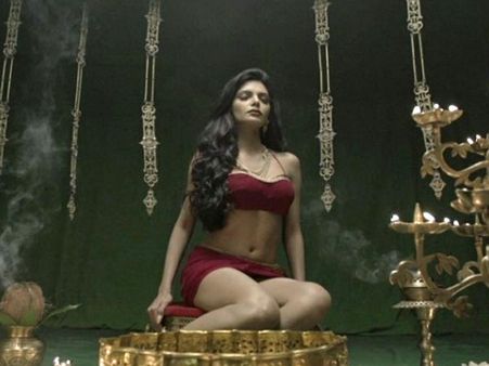 कामासूत्र 3डी का प्रीमियर भी होगा कांस में, शर्लिन का करियर तो सेट है!