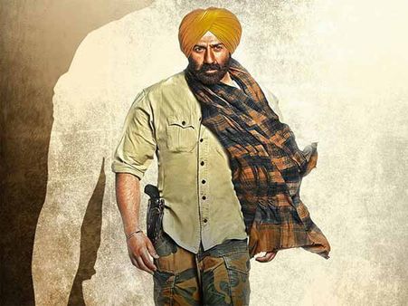 सनी पाजी को पसंद है अपने से छोटी उम्र की हिरोइने!