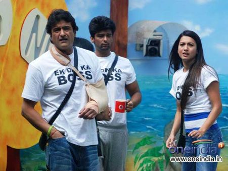 बिग बॉस 7- घरवालों के बीच एक नया झगड़ा, एजाज ने कहा वो लेंगे बदला!