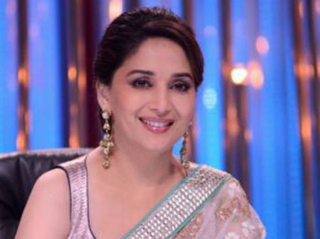 'डांस इंडिया डांस' के सेट पर पहुंचेंगी माधुरी