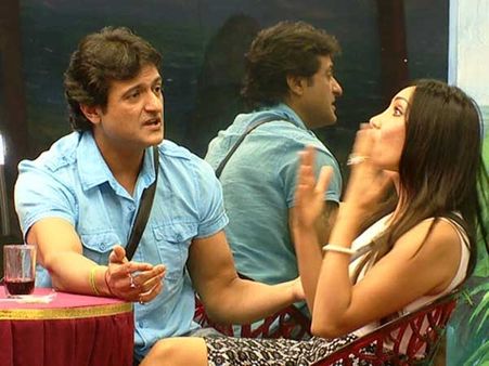 बिग बॉस से बाहर हुए अरमान, कुशाल को लेकर गौहर दुखी!