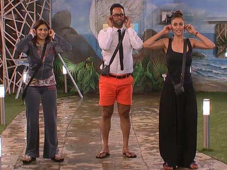 फाइनल से 3 दिन पहले VJ एंडी बिग बॉस के घर से आउट