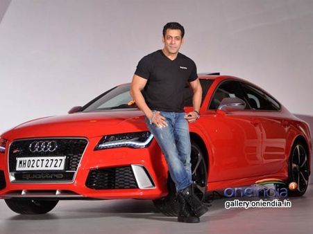 सलमान रहना चाहते हैं सिगंल एंड सेफ!