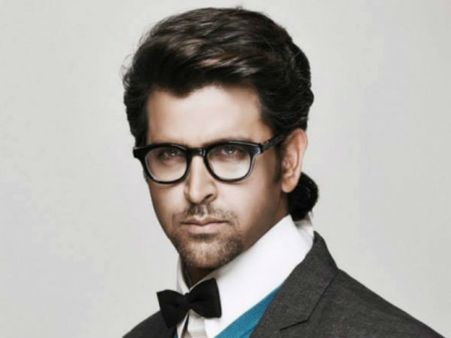 जोरू से चोट खाये रितिक को रोने के लिए दिया सलमान ने कंधा