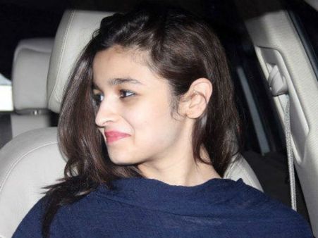 भट्ट कैंप की ढंग की फिल्म में ही काम करूंगी: आलिया भट्ट