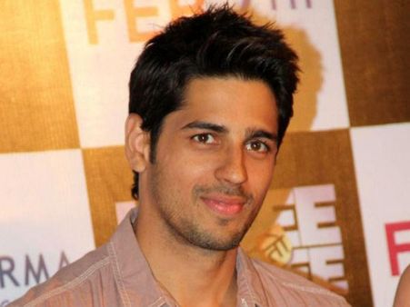 सिद्धार्थ ने कहा ..कि 'द विलेन' का 'विलेन' मैं ही हूं