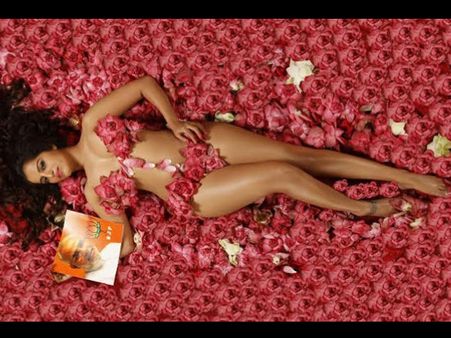 मोदी के समर्थन में बॉलीवुड एक्‍ट्रेस मेघना ने उतार दिये सारे कपड़े- देखें तस्‍वीरें