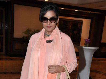 अब रीयल 'अर्थ' गर्ल शबाना ने भी पढ़ डाले आलिया के कसीदे