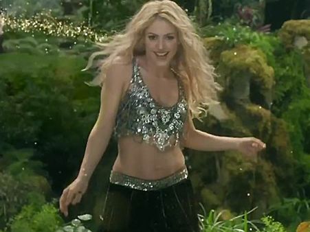 Video: इस बार फीफा के लिए शकीरा का 'वका वका' नहीं 'ला ला ला'