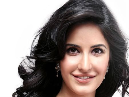 साड़ी से बिकनी पर आ गयीं हिरोईनें लेकिन सैलरी नहीं बदली: कैटरीना कैफ