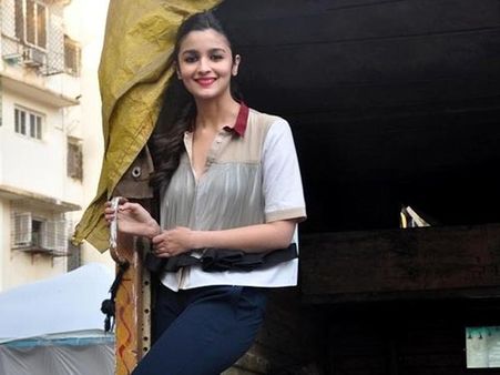 रणबीर के प्यार में आलिया दूसरी दीपिका ना बन जाएं