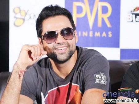 अरे मैं दिवालिया नहीं हुआ हूं- अभय देओल!