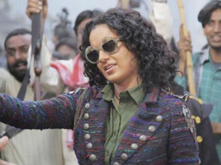 'रिवाल्वर रानी' की कंगना बिस्तर पर काफी अश्लील