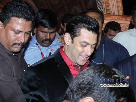 30,000 लोगों की नजर में भारत के सबसे फिट कलाकार सलमान खान