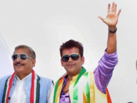 शायद रवि किशन को भी लगने लगा है कि वो जौनपुर से हार जायेंगे?