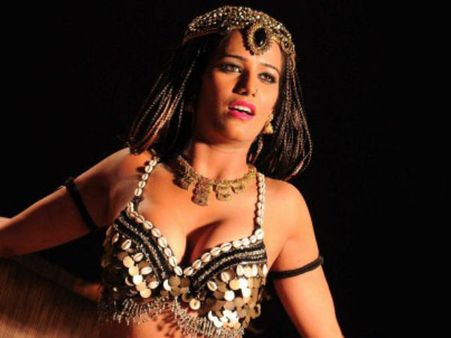 यूपी की 'पांडे' समझ लिए थे इसलिए हुआ तालिबानी बर्ताव: पूनम पांडे