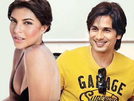 शाहिद की डिनर पार्टीज की खूबसूरती कभी सोना, कभी जैकलीन अगली आलिया