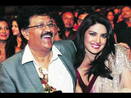 Father's Day- दिल में आज भी है पिता से दूर हो जाने का गम