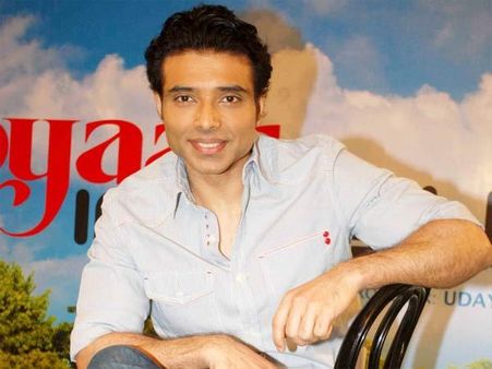 आखिरकार फ्लॉप उदय चोपड़ा ने कर ही ली एक्टिंग से तौबा-तौबा