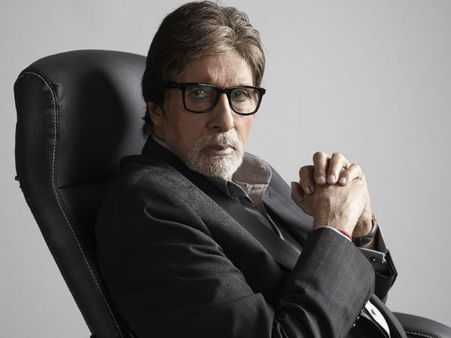 बिना मेकअप के युद्ध में सामने आयेगा अमिताभ का असली चेहरा