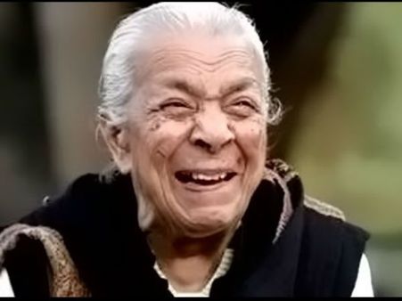 जिंदगी हसीन है, नजर उठा के तो देख. अक्सर कहती थीं जोहरा...