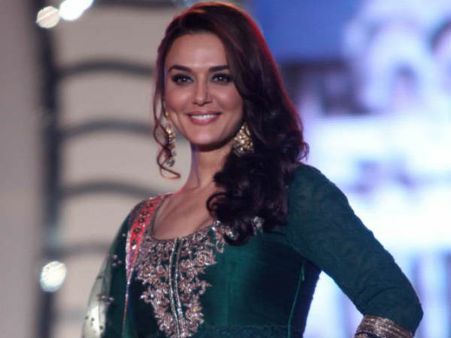 प्रीति की लाइफ में कोई और है!