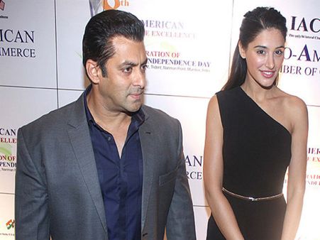 सल्लू की फैन नरगिस को जैकलीन से जलन नहीं