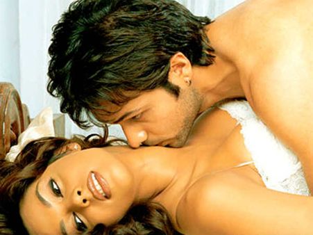 Must See: नटवरलाल उर्फ इमरान के टॉप 10 किसिंग सीन