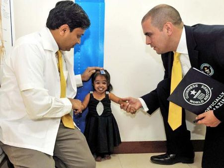 विश्व की सबसे नाटी महिला ज्योति आम्गे 'अमेरिकन हॉरर स्टोरी' में