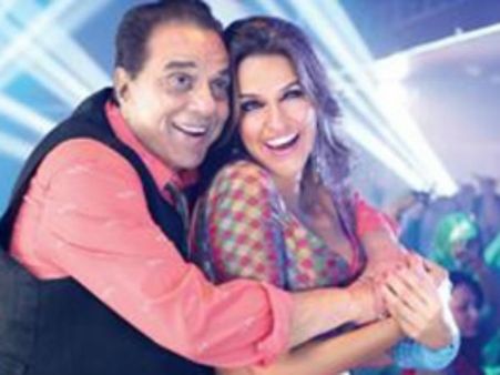 शाहरूख और सेक्स बेचने वाली नेहा ने धरम जी को भी पटा लिया