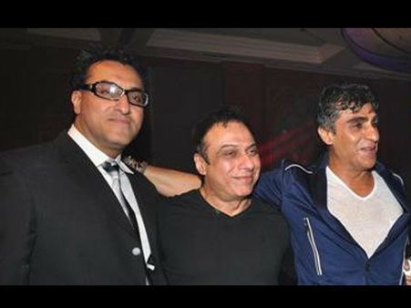 फिल्‍म निर्माता मोरानी ब्रदर्स के बंगले के बाहर अंधाधुंध फायरिंग, गैंगस्‍टर रवि पुजारी पर शक