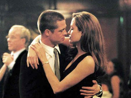 मिस्‍टर एंड मिसेज पिट बन ही गए ब्रैड और एंजलिना