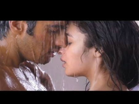 बिकनी मूमेंट के बाद फिर कैटरीना पकड़ी गईं रणबीर के साथ