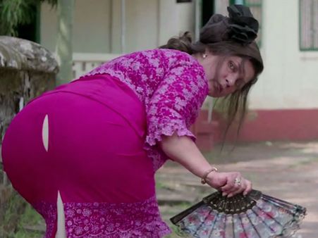 जानिए हॉट अदाकारा डिंपल ने क्यों की फिल्म 'फांइडिंग फेनी'?