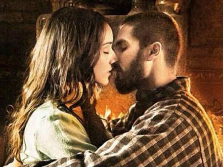 शाहिद संग इंटिमेट होने वाली श्रद्धा को भी होती थी इनसिक्यॉरिटी