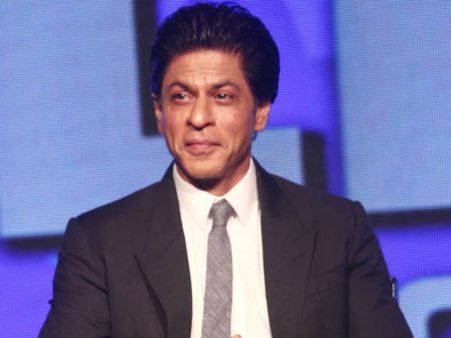 शाहरूख ने खोला राज कि वो एक समय में एक फिल्में क्यों करते हैं?