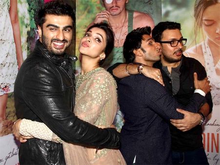 ओह माई गॉड रणवीर के सामने दीपिका ने अर्जुन को किस किया