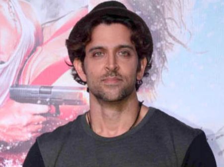 दिल्ली के लाल किला मैदान में 'बैंग-बैंग' हीरो रितिक करेंगे रावण का वध