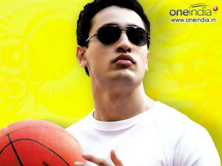 हाॅलीवुड फिल्मों में मिलते हैं चाय की दुकान चलाने वाला रोल-इमरान