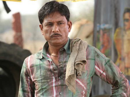 Zed Plus: आम अंदाज में दमदार कहानी, राजनीति पर कसेगी करारे व्यंग्य