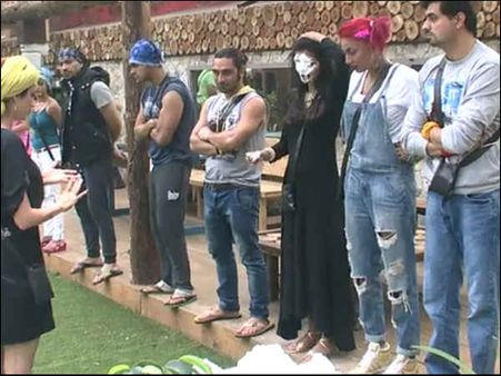 BIGG BOSS: इन्हें वोट दिया तो दो बातें होंगी...