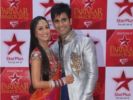 दो दिल मिल रहे हैं, मगर....