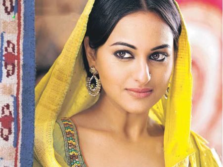 खान-पान और दिल से 100% पंजाबन कुड़ी हूं: सोनाक्षी सिन्हा