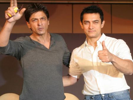 स्क्रीन पर शाहरूख से छोटे ही रह गए आमिर!