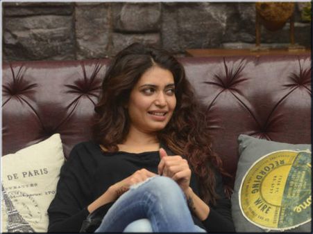 BIGG BOSS: 'नकली' निकले करिश्मा के 'असली' बॉयफ्रेंड ऋषभ चौकसी